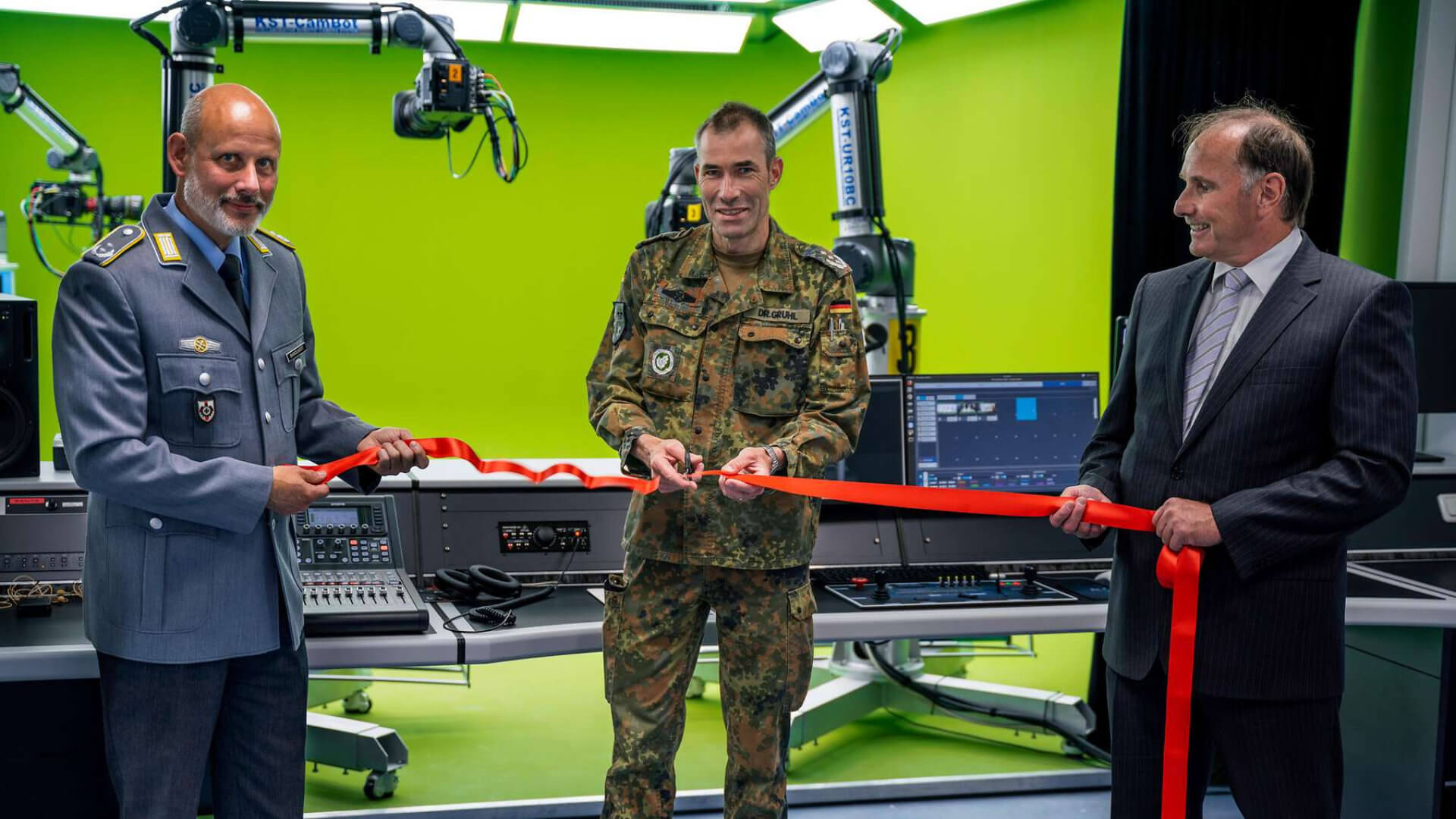 Handover VR-Studio to the German Armed Forces